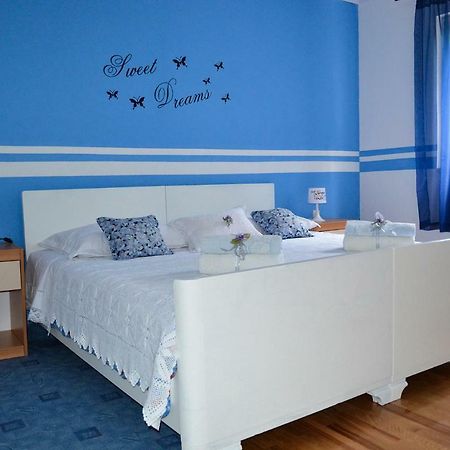 Apartment Anton Trogir Exteriör bild